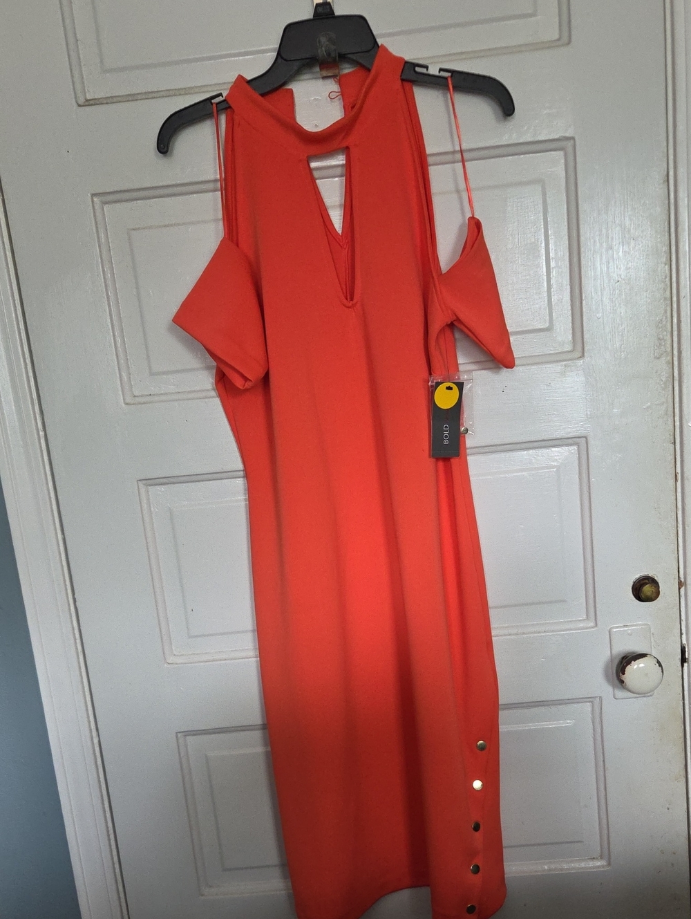 BOLD elements Coral Cold-Shoulder Midi Dress